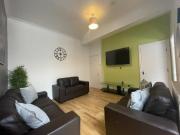 1 bed Mid Terraced House to rent in Coventry West...