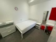 1 bed Mid Terraced House to rent in Portsmouth...