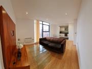 1 bed modern city centre apartment