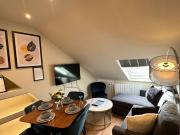 1 Bed Modern Fully Furnished Flat On Mill Road