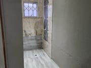 1 bed outhouse to let in Crown Gardens