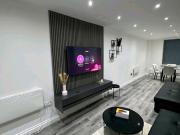 1 bed premium flat, near transport, accessed city