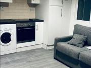 1 Bed Semi Detached House, Churchill Road, NW2