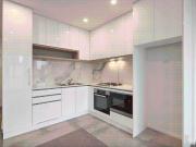 1 Bedroom, 1 Bathroom Apartment with Great Views and a Study 1 Bedroom, 1 Bathroom Apartment with Great Views and a Study