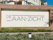 1 bedroom, 1 bathroom, second floor.