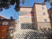 1 bedroom 1 bathroom walking distanc.