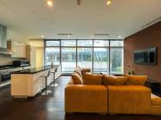 1 Bedroom 1BR Condo for Rent in Makati City at Trump Tower