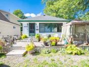 1 Bedroom 450 Lakeshore Road 1