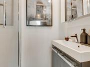 1 bedroom and terrace in Champs de Mars, Paris Amsterdam...