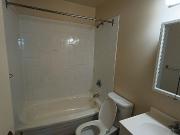 1 bedroom Apartment Available For Lease