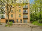 1 Bedroom Apartment Basingstoke Hampshire 92876185