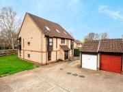 1 Bedroom Apartment Flat