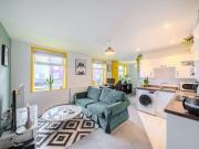 1 Bedroom Apartment Flat