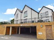 1 Bedroom Apartment Flat
