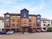1 Bedroom Apartment Flat