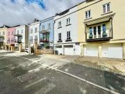 1 Bedroom Apartment Flat
