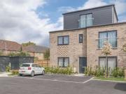 1 Bedroom Apartment Flat