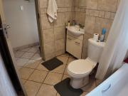 1 Bedroom Apartment / Flat For Sale in Leeuwenhof Estate