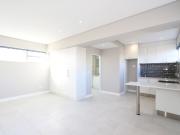 1 Bedroom Apartment / Flat For Sale in Sea Point