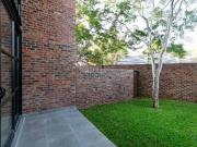 1 Bedroom Apartment / Flat To Rent in Alphen Park