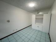 1 Bedroom Apartment / Flat To Rent in Amalinda