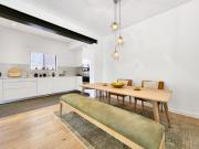 1 Bedroom Apartment / Flat To Rent in Bantry Bay