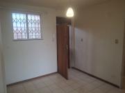 1 Bedroom Apartment / Flat To Rent in Essenwood