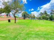 1 Bedroom Apartment / Flat To Rent in Houghton Estate