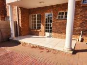 1 Bedroom Apartment / Flat To Rent in Moreleta Park