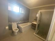 1 Bedroom Apartment / Flat To Rent in The Hills Game...