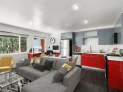 Studio Apartment for Rent at 1321 West 36th Place #9,...