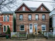 1 Bedroom Apartment for Rent at 137 Broadview Avenue,...