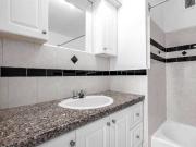 1 Bedroom Apartment for Rent at 200 Av Kensington #726,...