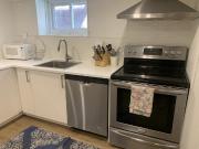 1 Bedroom Apartment for Rent at 283 Garden Ave, Toronto,...
