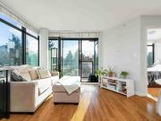 1 Bedroom Apartment for Rent at West Broadway #702,...