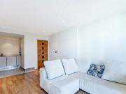 1 Bedroom Apartment For Rent In 368 Queenstown Road, London