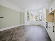 1 bedroom apartment for rent in Cathedral Road,...