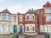 1 bedroom apartment for rent in Cavendish Road, London, SW12