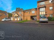1 bedroom apartment for rent in Friday Wood Green,...