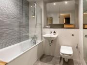 1 bedroom apartment for rent in Glasgow Harbour...