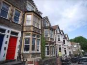 1 bedroom apartment for rent in Hall Floor Flat Hampton...