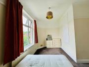 1 bedroom apartment for rent in Highbury Road,...