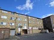 1 Bedroom Apartment For Rent In Kingsway Court, Brighouse