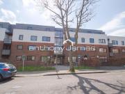 1 bedroom apartment for rent in Lingfield Crescent,...
