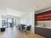 1 Bedroom Apartment For Rent In London City Island, London