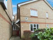 1 bedroom terraced house for rent in *LET AGREED*Maplin...