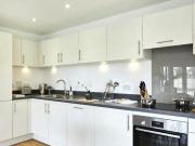 1 Bedroom Apartment For Rent In Reading, Berkshire