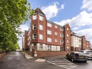 1 bedroom apartment for rent in Roman Court, High...