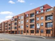 1 bedroom apartment for rent in St. Albans Road,...