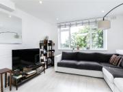 1 bedroom apartment for rent in Thornhill Road,...